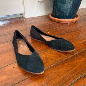 Toms — Black Flats